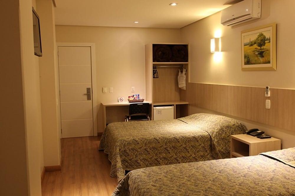 Golden Hotel - O Mais Central - Pet Friendly Chapecó Екстериор снимка