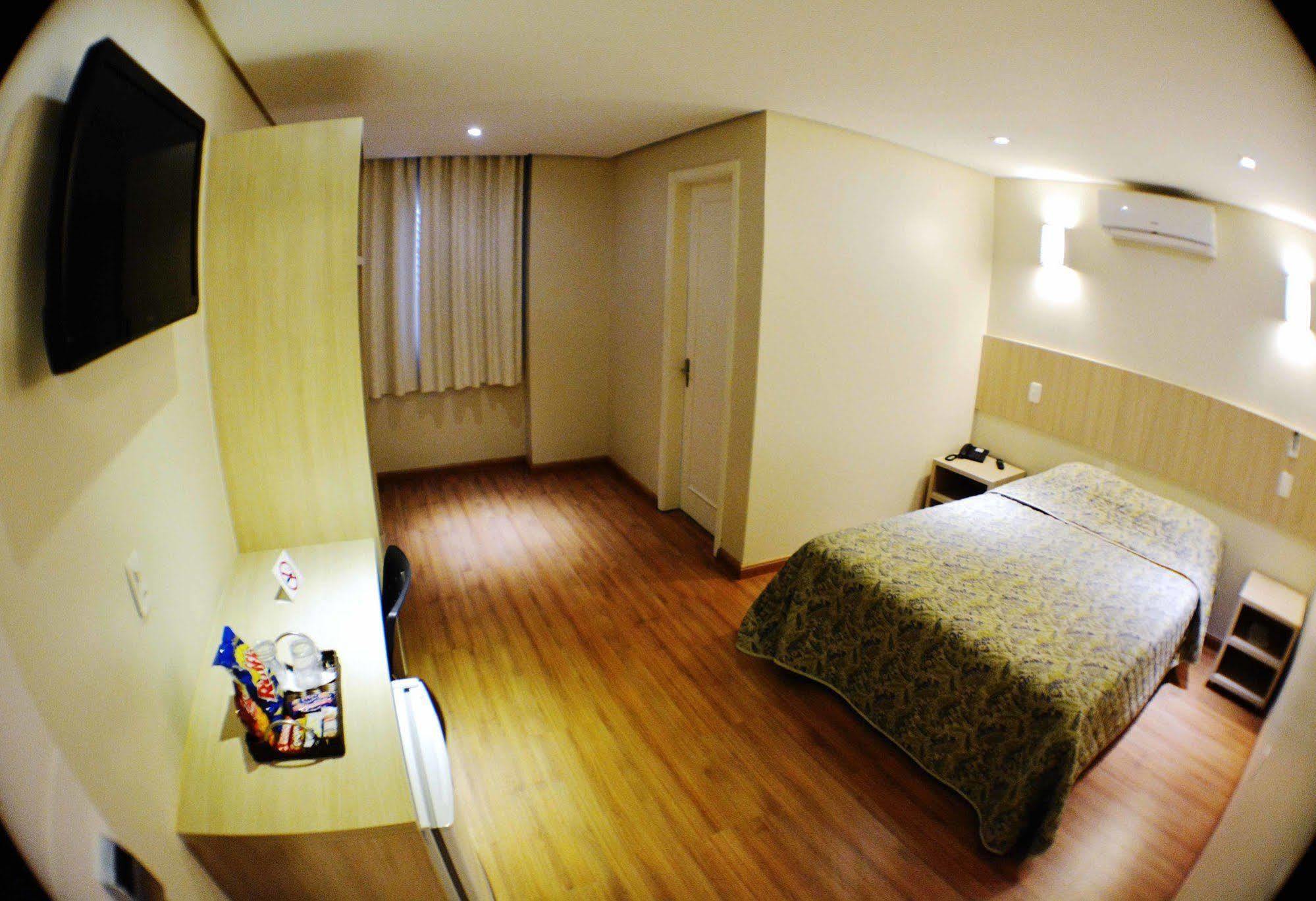 Golden Hotel - O Mais Central - Pet Friendly Chapecó Екстериор снимка